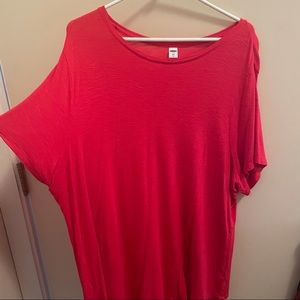 🔴 Red Old Navy T-shirt 🔴